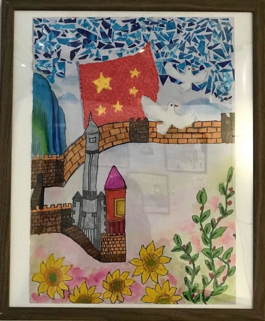 绘画作品对比的形式,勾起人们对老福州的怀旧之情,进而爱祖国爱家乡