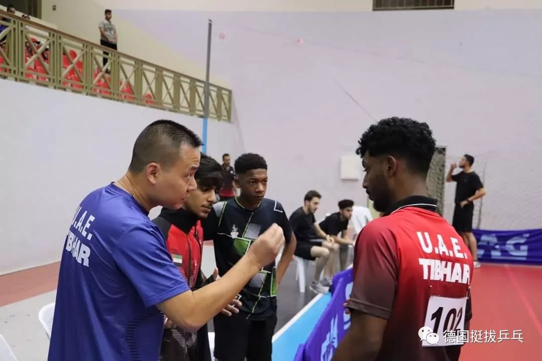 西亚锦