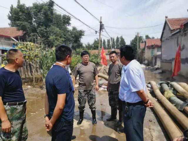 战斗在邹平长山抗洪一线的最后一支救援队:洪水不退,我们不撤