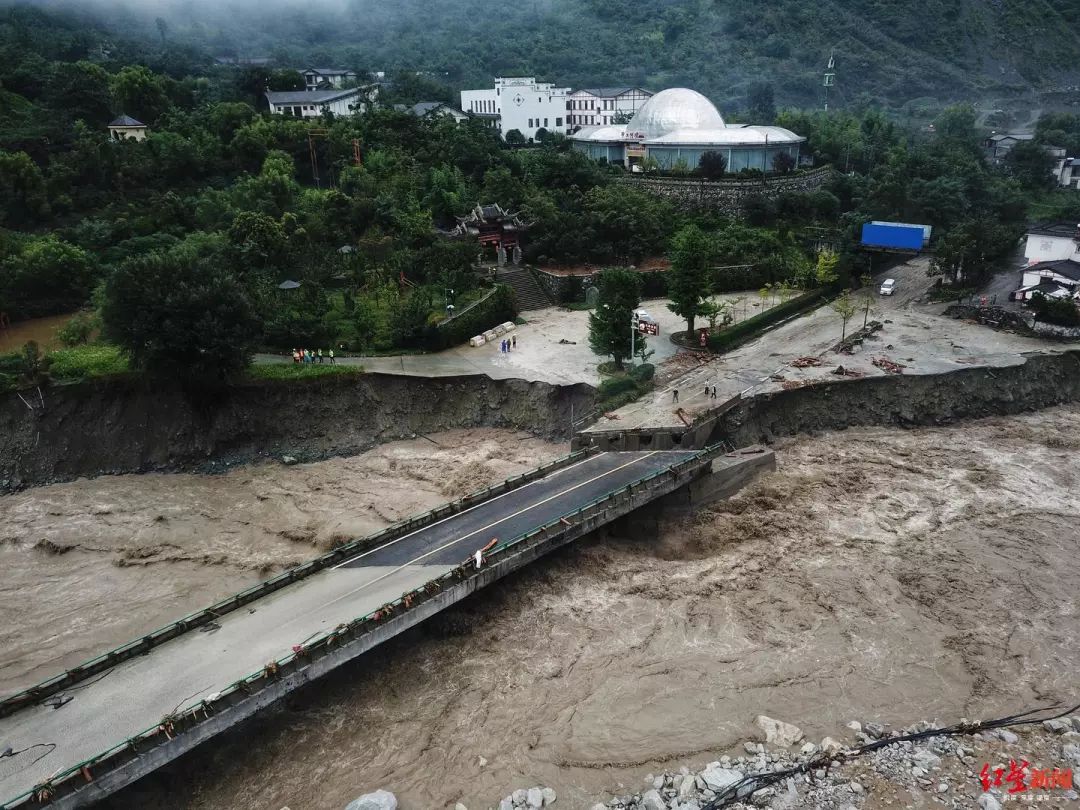 汶川迁移人口_汶川地震(3)