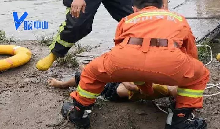 男童暑假到中山与父母团聚却溺水身亡!事发地点竟然在.