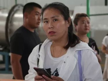 【乡村振兴阔步行】四个100硕果丰 榜样