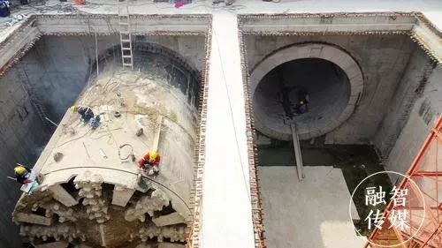 未来,列车通过许昌这条道路,将“飞升”至10.6米高空……