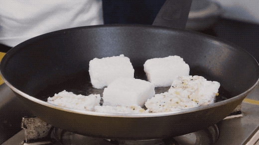 8763cf6ba2dd4d2bb6898e589a5ed690.gif