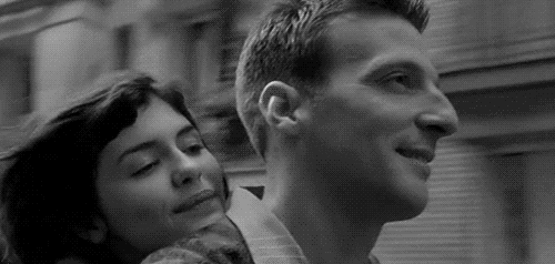 爱情是没有计划的,走到哪步算哪步,并不是说几个月能牵手,几个月能