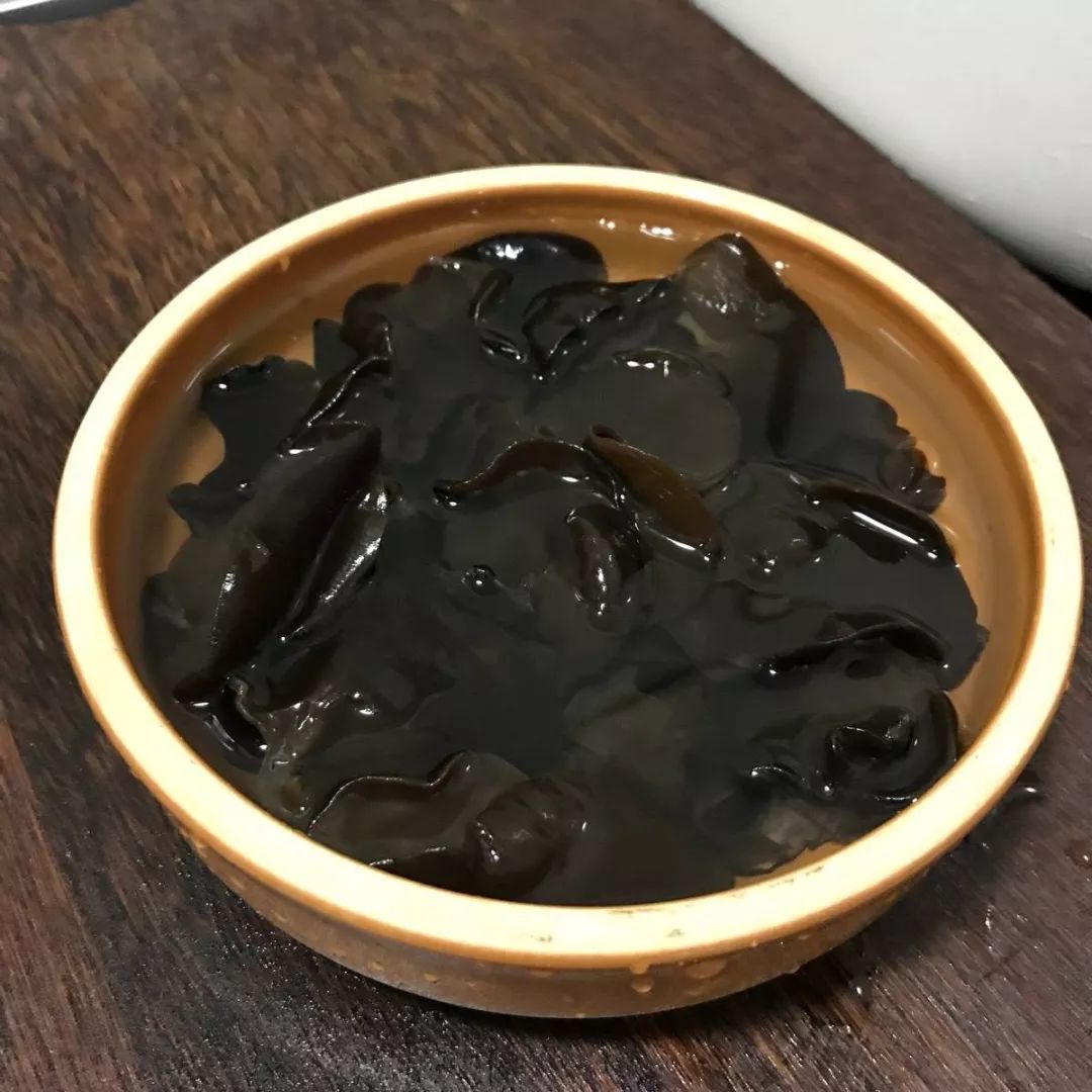 木耳泡发多长时间就不能食用 963cbcd6deea45abb8069004edaf8852.jpeg