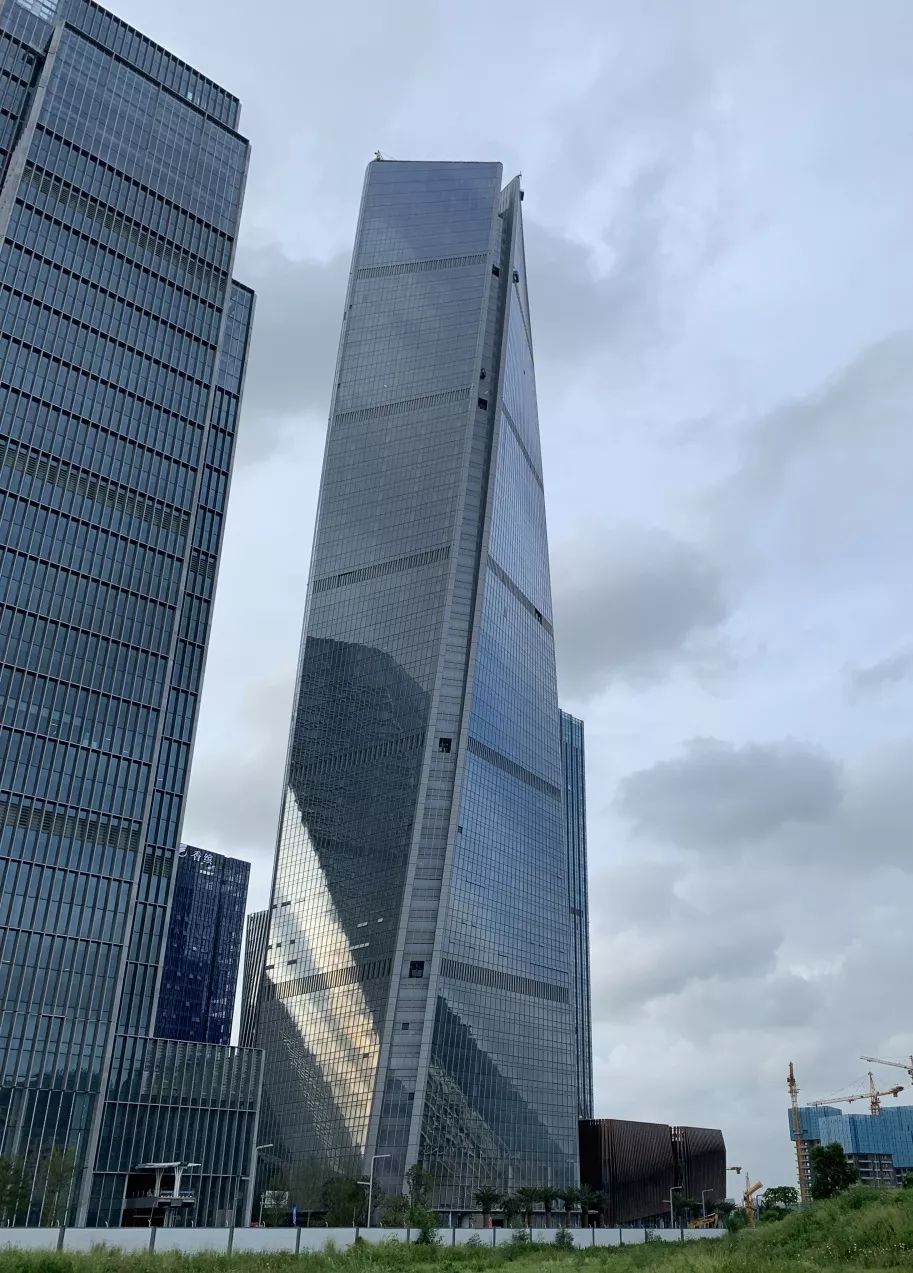 8米深圳太平金融大厦218米深圳建设银行大厦216米中粮云景广场204米