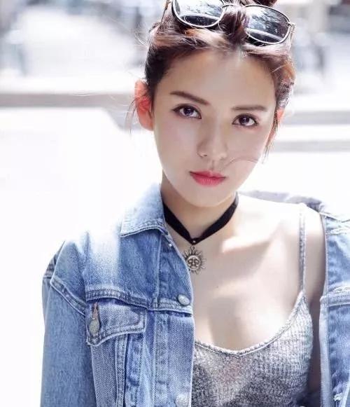 美美咖丨王思聪最美前任张予曦分手到底还要不要相信爱情了