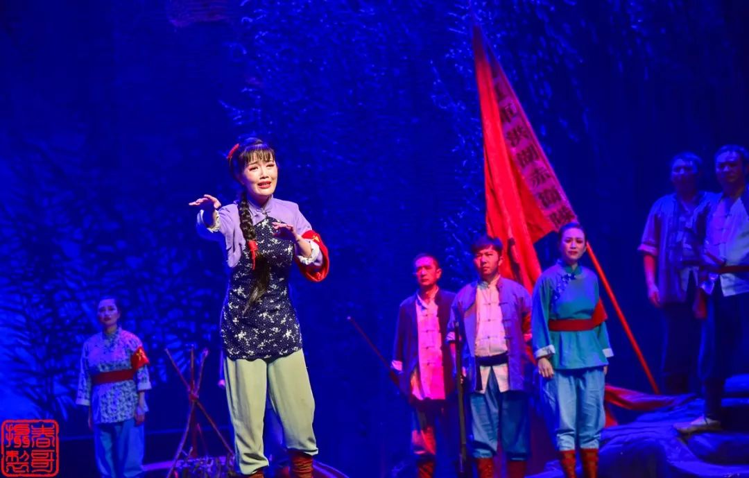 经典再现民族歌剧洪湖赤卫队在神农大剧院震撼上演