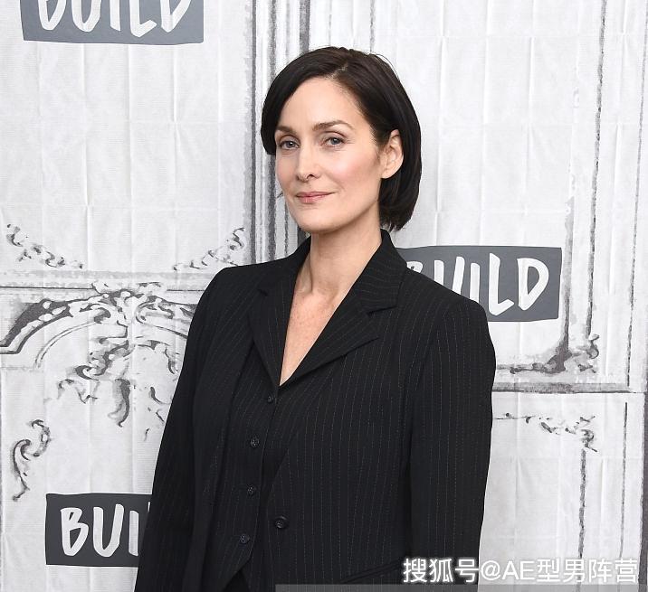 《黑客帝国4》终于来了!还是基努·里维斯主演