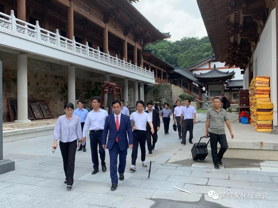 日本议员青年团访福建黄檗山万福寺探访中日历史文化渊源