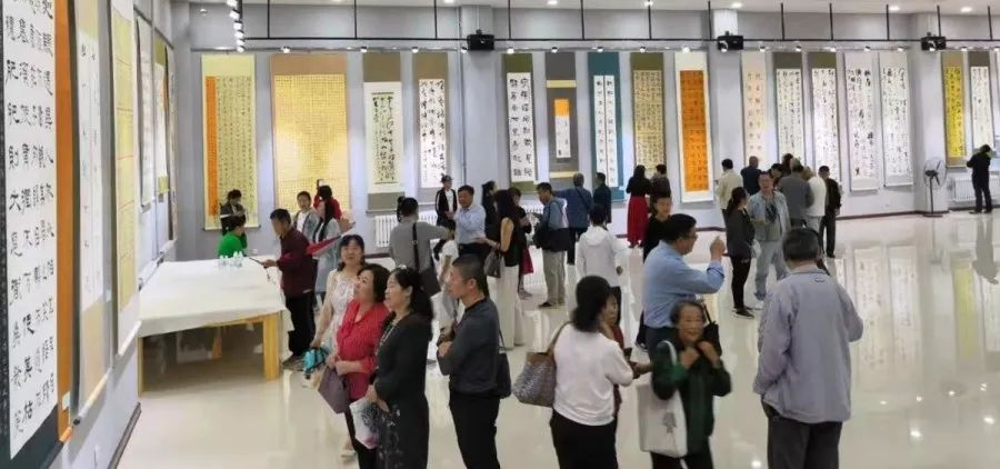非凡娱乐有限责任公司 f823333367614b60b5f87936aedaa8d5.jpeg