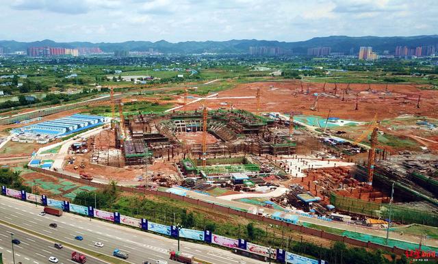 东安湖体育中心预计2021年2月底前试运营,东安湖公园即将全面开工