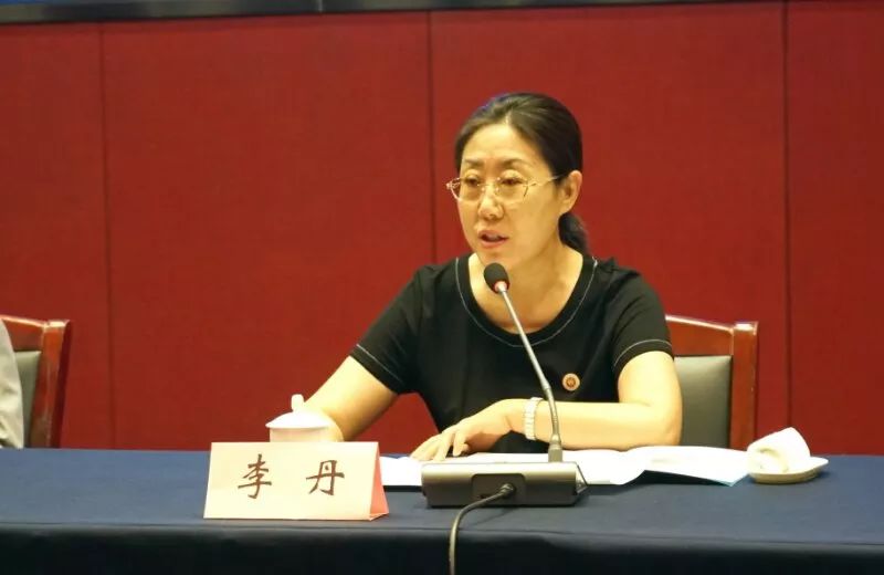 忻州师范学院党委常委,副院长李丹致欢迎词,忻州师范学院中文系主任姚