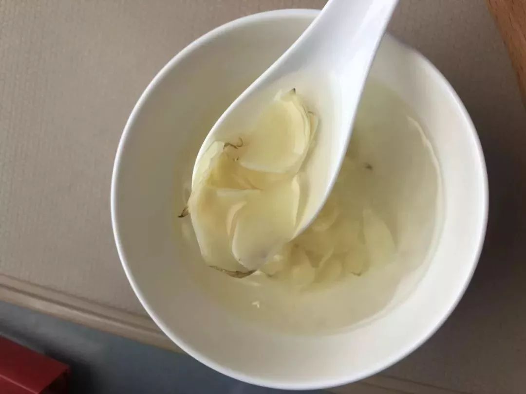                     出伏了，虽然暑热难耐，但也是时候开始养阴润燥了！