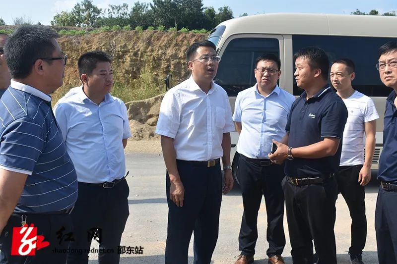 刘文龙,杨振明,吴云辉,李三大,刘文等县领导和园区领