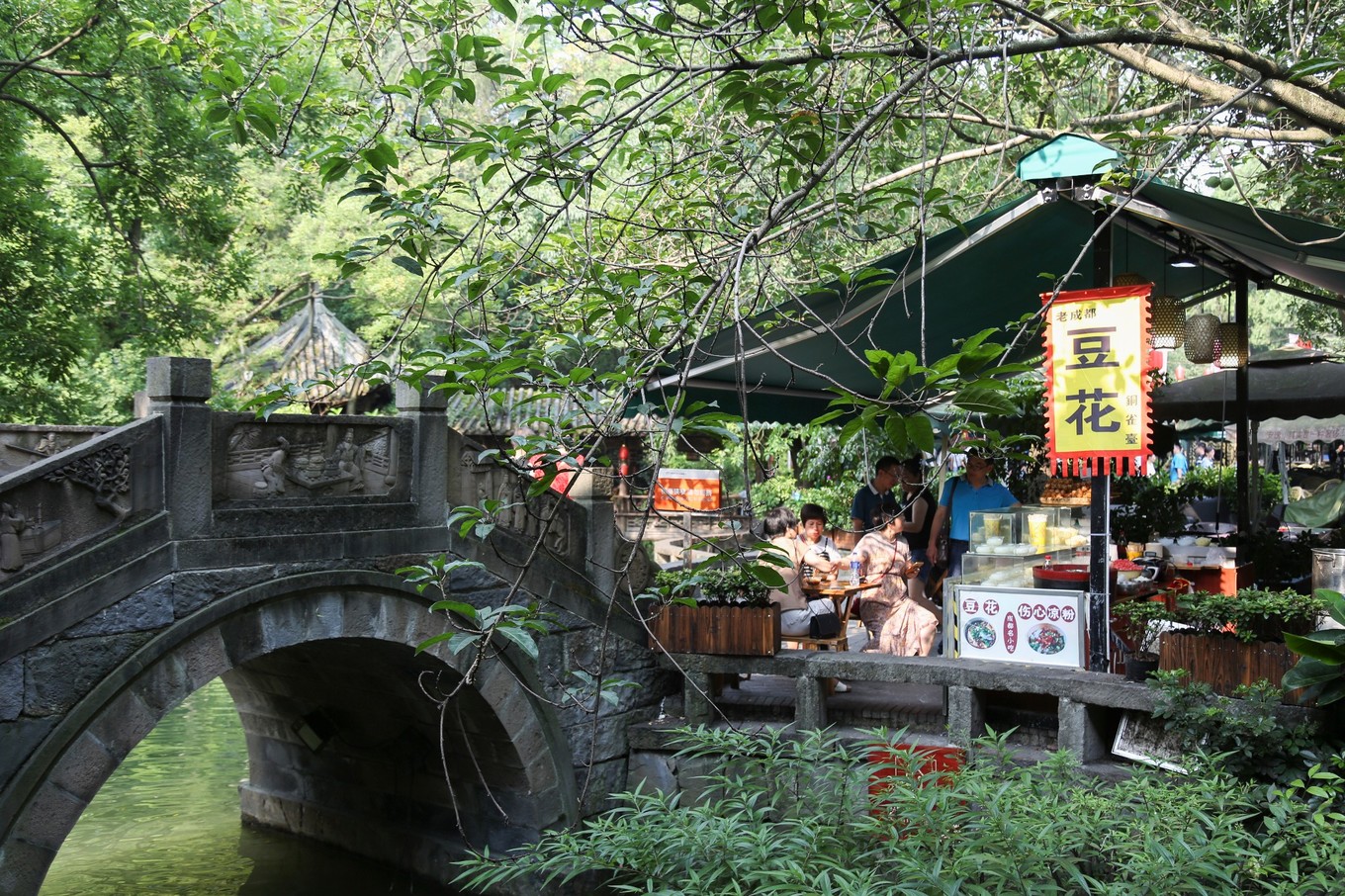 用最懶散的三天時光，感受美食之外的成都：水井坊博物館、錦裡古街、寬窄巷子 旅遊 第55張