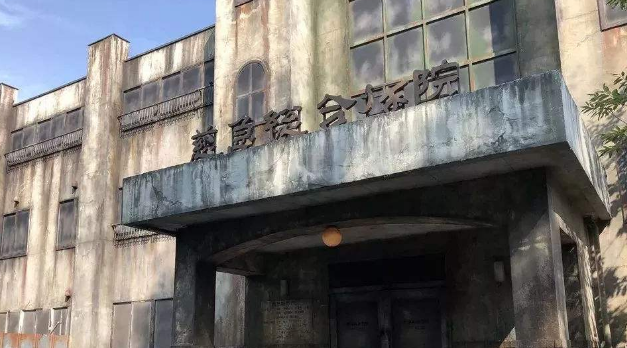 世界最恐怖的鬼屋,因为太恐怖了,导致进去前要签"生死
