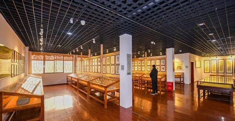 洛阳博物馆文创馆 395fe290d73346829035be81f6563e21.jpeg