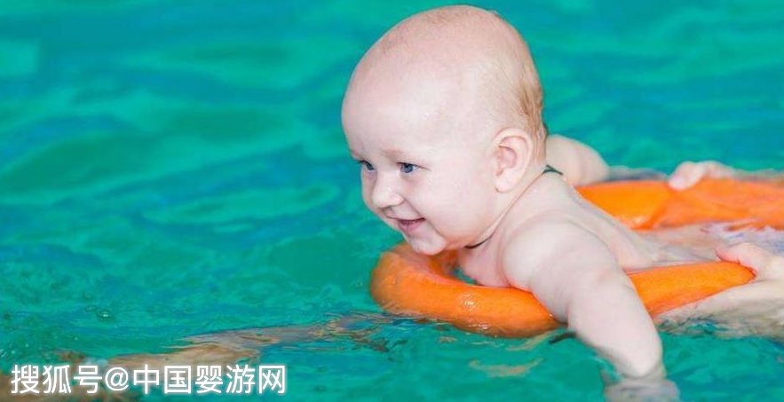                     原创            太奇妙了！宝宝坚持婴儿游泳之后的七大变化!