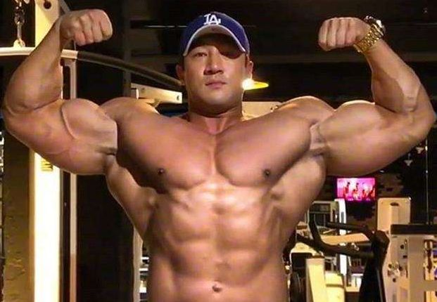 普通人健身多久才能成为肌肉男 5de2cb5df0574769a00fd78606bef655.jpeg