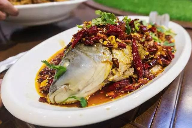 半夜吃鲤鱼会怎么样