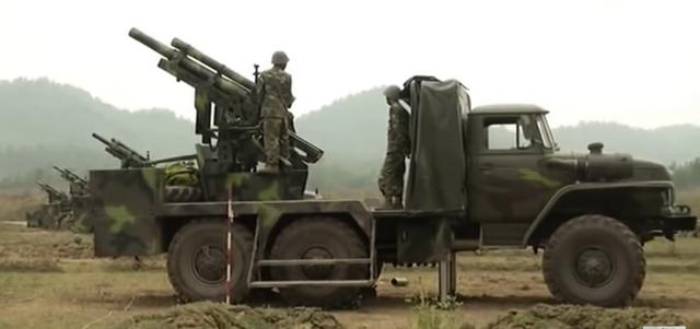 越南105毫米榴弹炮同样使用m101榴弹炮做卡车炮的还有韩国.