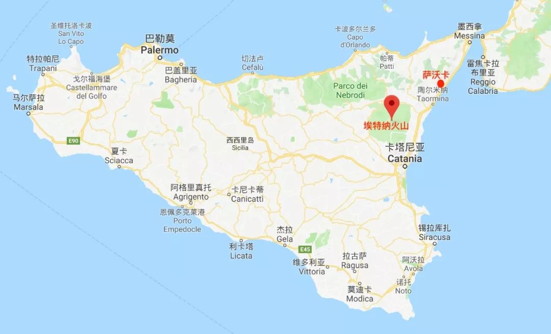 西西里岛上的埃特纳火山,以及教父的拍摄地萨沃卡小镇(图中红色圆点