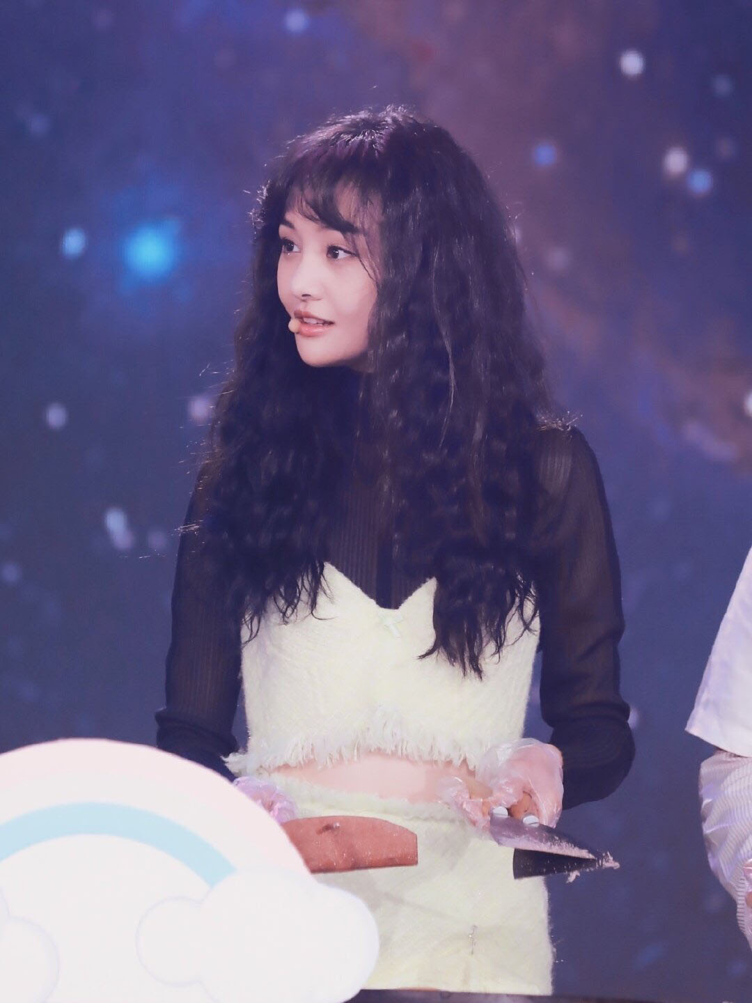 郑爽生日会上,来一波楚雨荨回忆杀,真是百变的