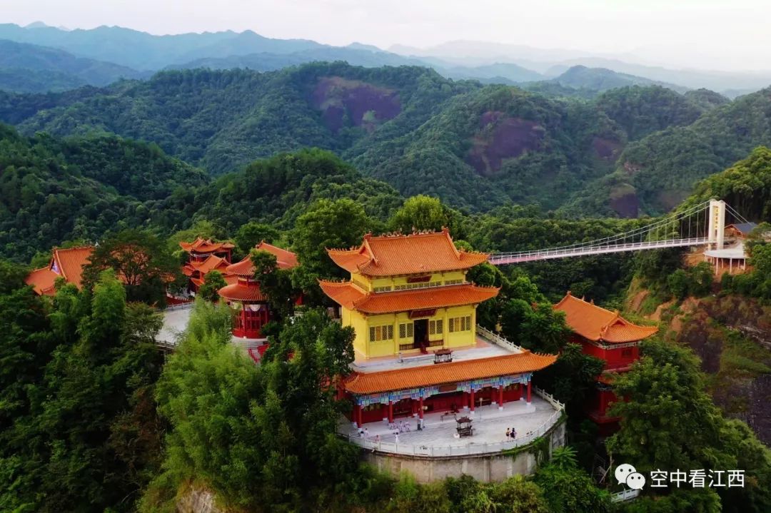 【文化●旅游】航拍全南天龙山:青峦叠叠 霞映古寺