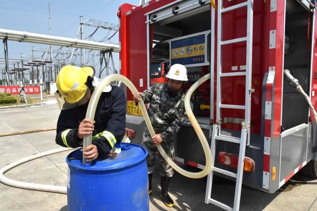 江陵换流站站内极iyy换流变c相着火原来是