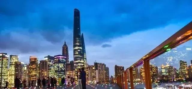 世界上最富有的城市排名，迪拜不上榜，中国有两座城市上榜