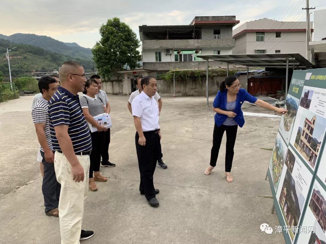 8月20日,市委书记陈论生轻车简从,深入西园镇基泰村,芦芝镇圆潭村调研