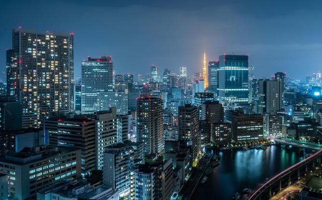 日本东京的璀璨夜景不愧是亚洲第一城中国城市能达到这水平吗