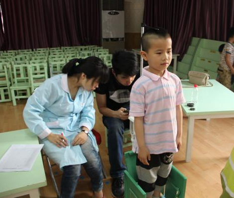                     为什么宝宝“长个慢”？这几点是关键，家长不上心，还“赖”基因
