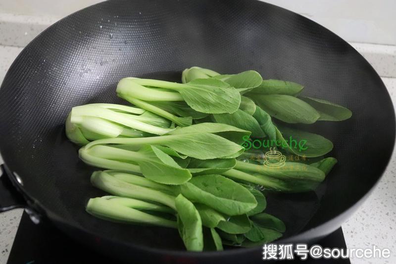 什么蔬菜炒出来是紫红色的 1d1f9f34a7954729a1ff15e56bb2c32d.jpeg