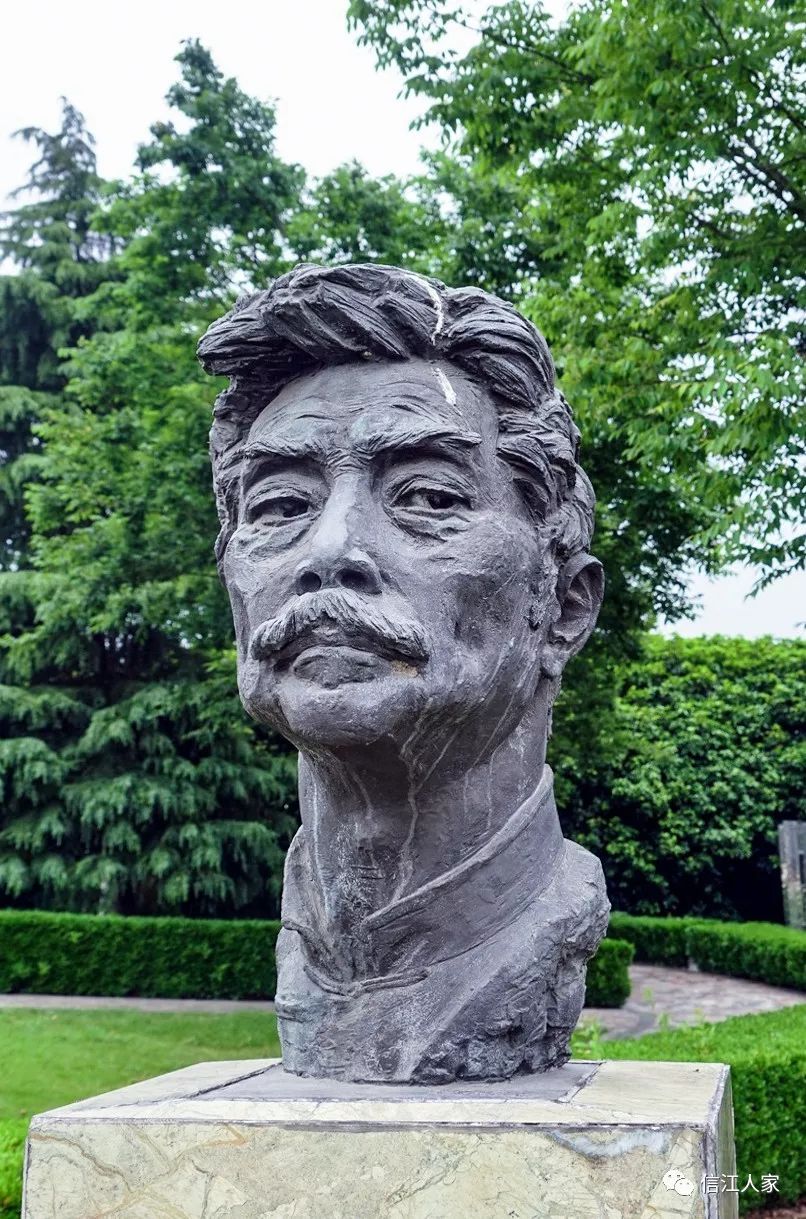 "东方绿舟"中国名人雕塑(游上海83)