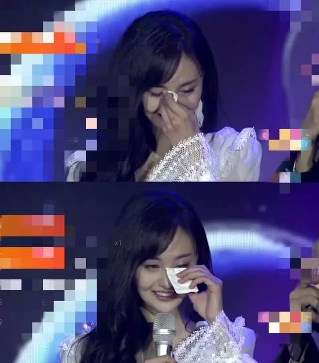 郑爽生日会性感热舞,扮楚雨荨和张翰隔空同框