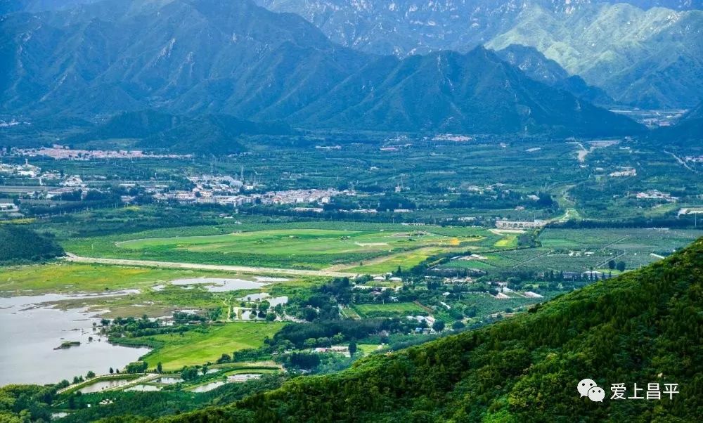 昌平区蟒山路2号05北京后花园风景区北京后花园(白虎涧)景区山峰错落