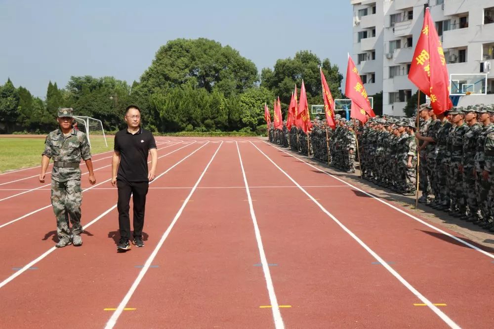 沙场秋点兵巍山高中2019级军训掠影二