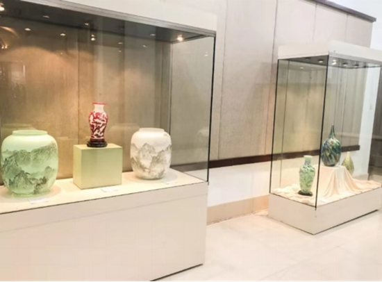 溢彩琉璃咏东方——中国琉璃作品展在马耳他举行