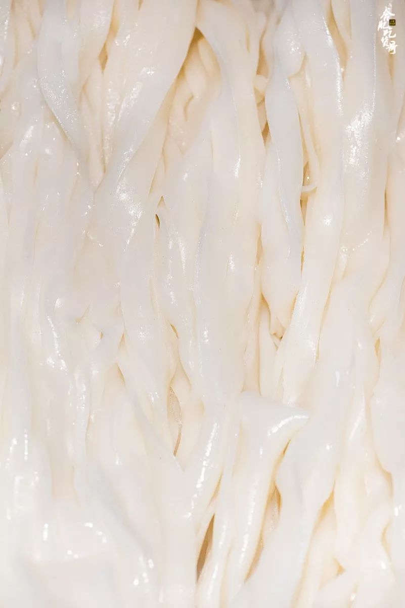 米粉是怎么做的原材料 d3ee66a7302848c7ac944884819939f0.jpeg