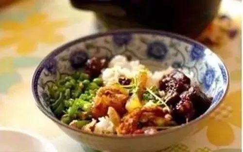                     这几种早餐被列入“黑名单”，你还在给孩子吃吗？