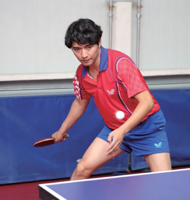 掌握2个要点,突破横拍正手拉上旋球!-乒乓