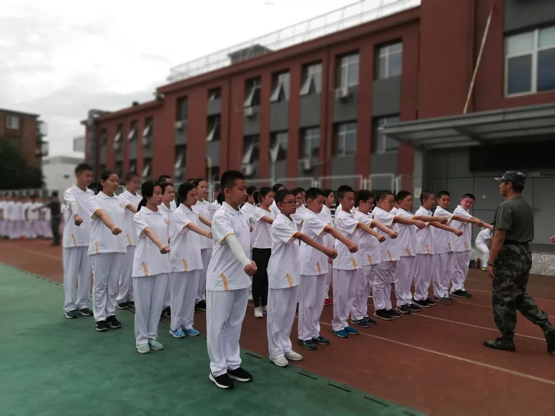 学生风采海淀实验中学初一学前教育day3风华正茂恰少年