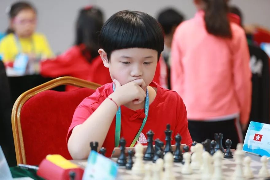 图集2019国际象棋世少赛第四轮谢军邱海芳开棋