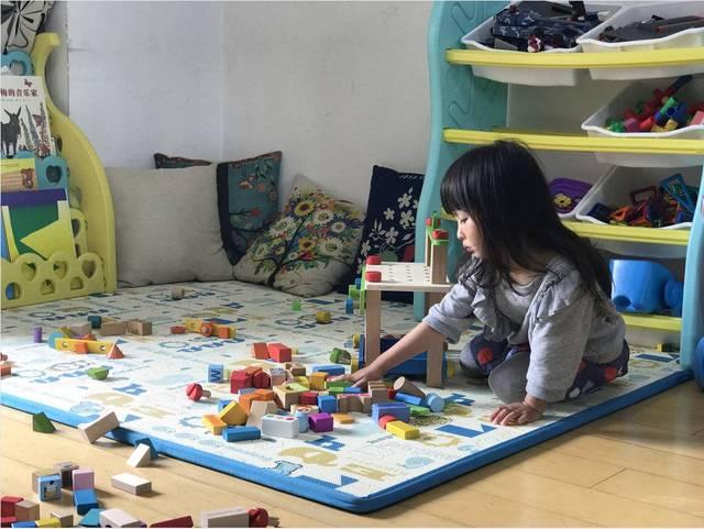                     原创            2岁闺女误吞小玩具，却把宝妈送进医院，医生表示：太少见