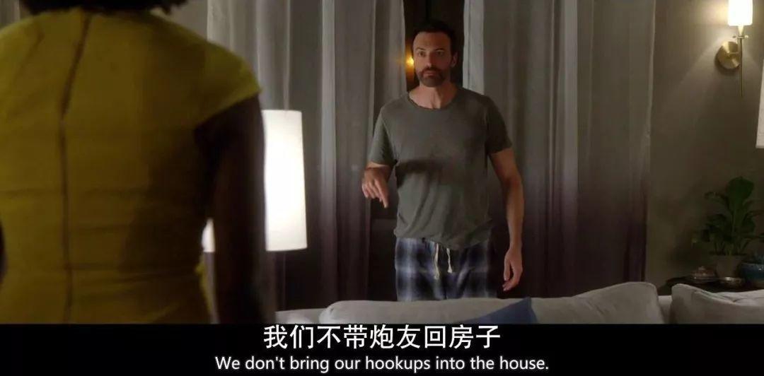 为什么晚上不能看床底 69ab81a17018429a8e8673545890cf67.jpeg