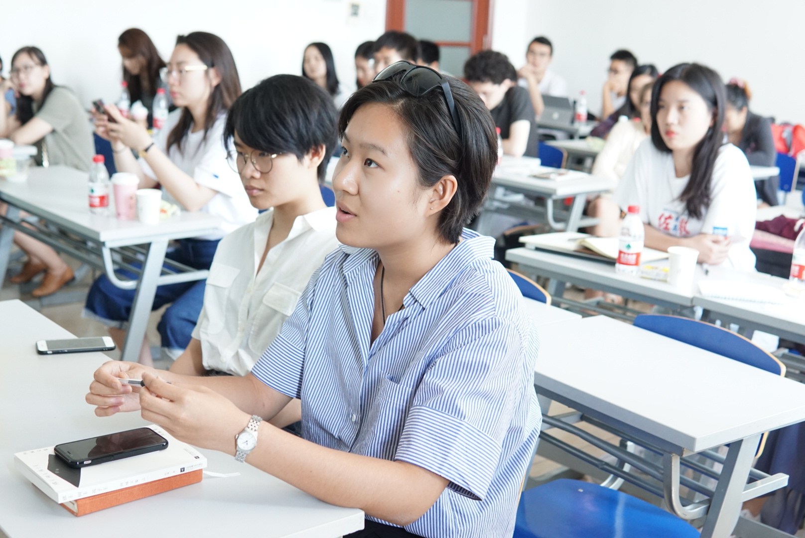 核桃编程曾鹏轩对话中美大学生ai推进教育均衡发展期望普及编程教育