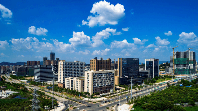 鹏城是哪 90179bf428234a759c557f76eb06ba71.gif